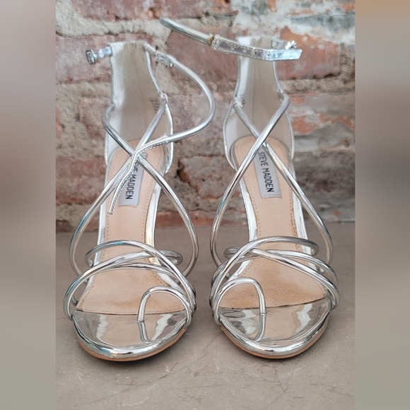 Silver Steve Madden Heels - Picture 3 of 8